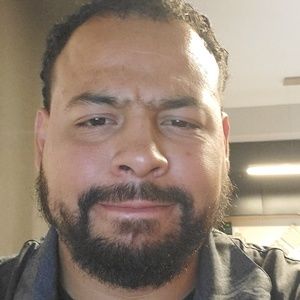 Meet your Posher, Luis